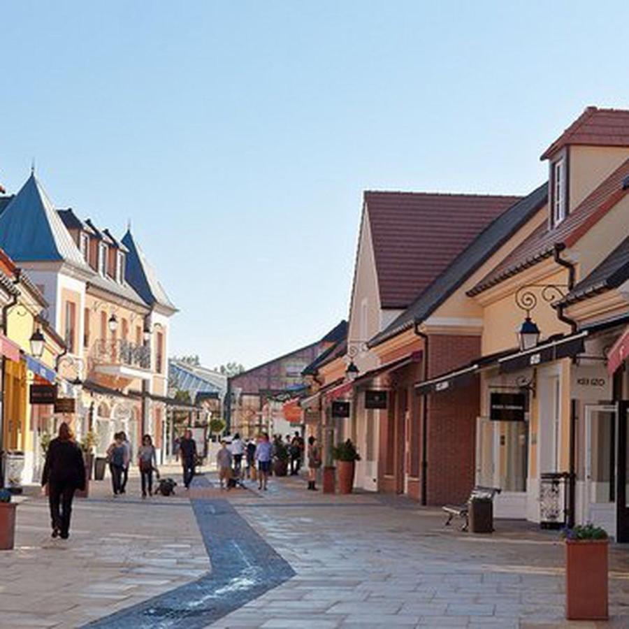 Private House Near Disneyland 몽테브랭 외부 사진